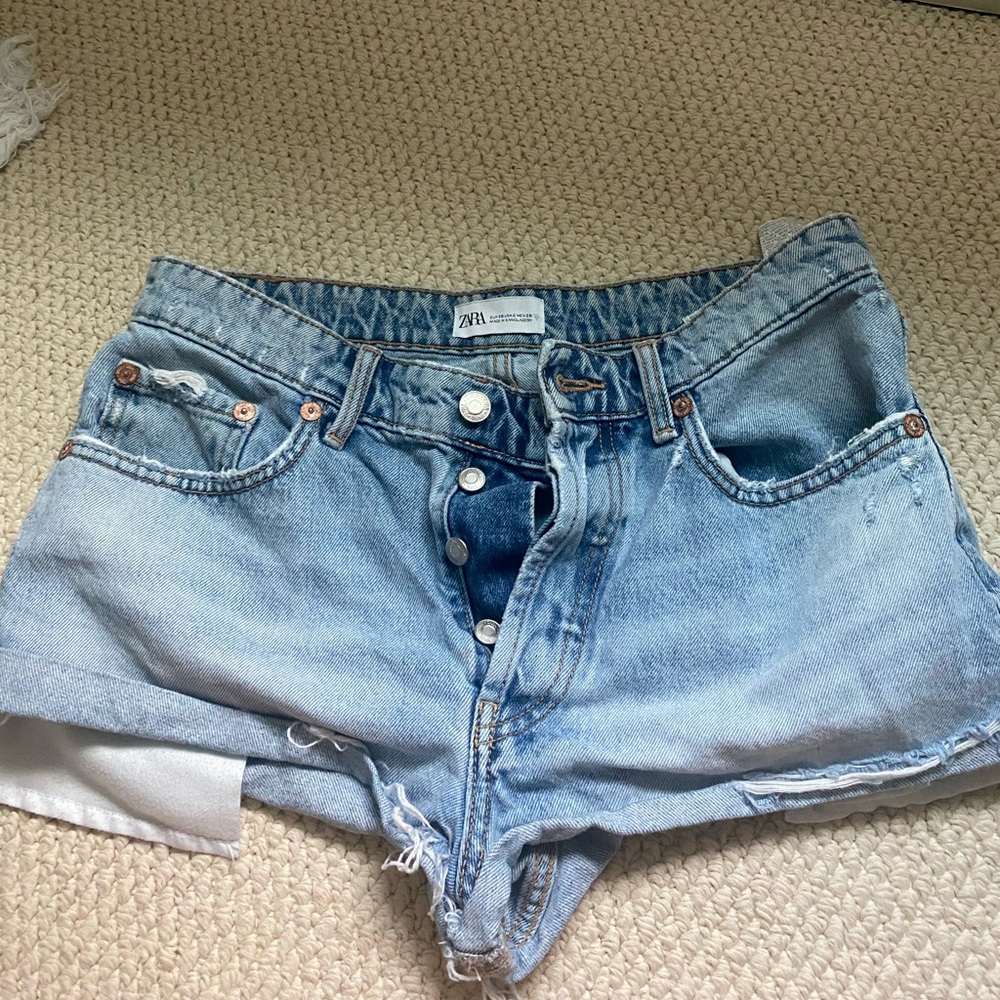 Zara Size 6 Jean shorts